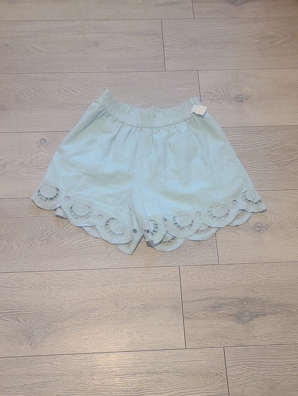 Treasure & Bond Light Blue Scalloped Eyelet High-Waist Shorts With Pockets